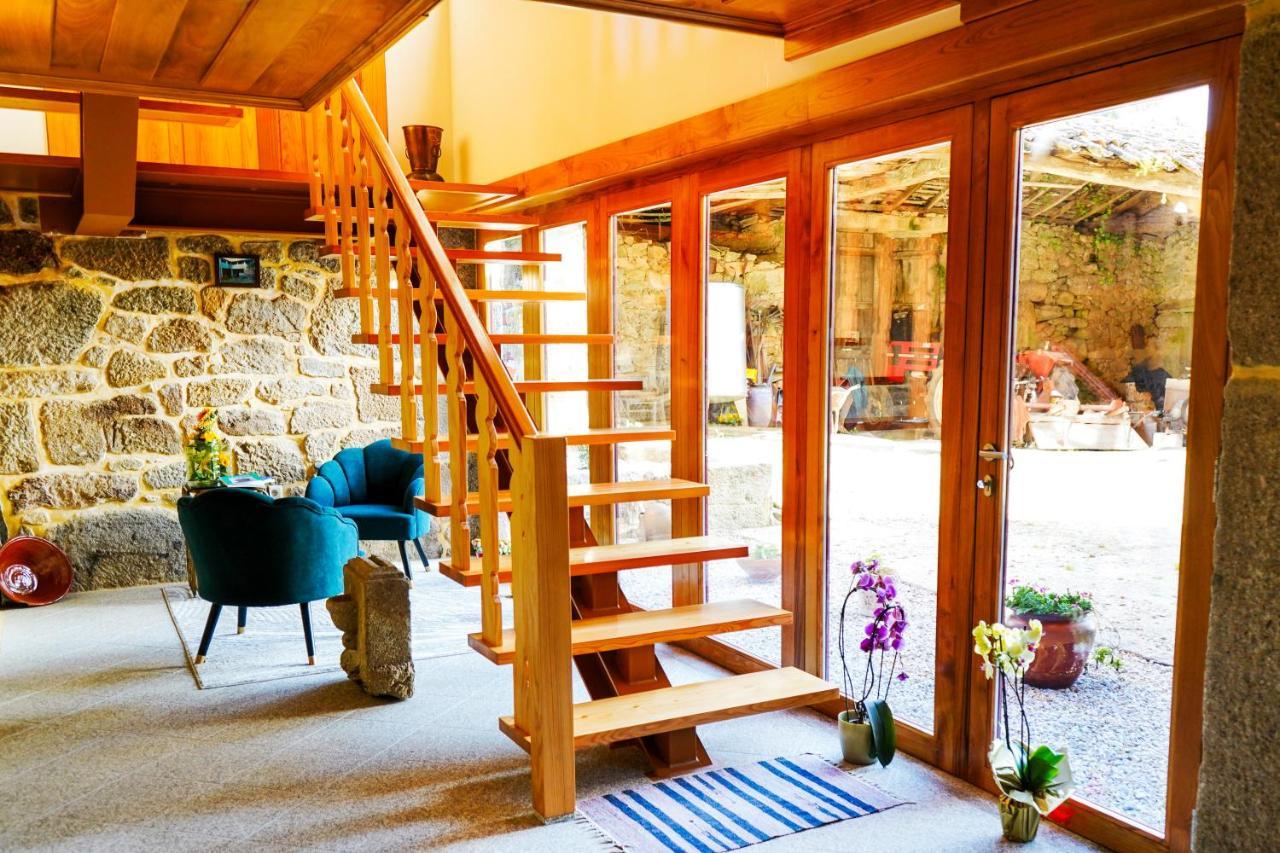 Casa Do Ribeiro Guest House Lago  ภายนอก รูปภาพ
