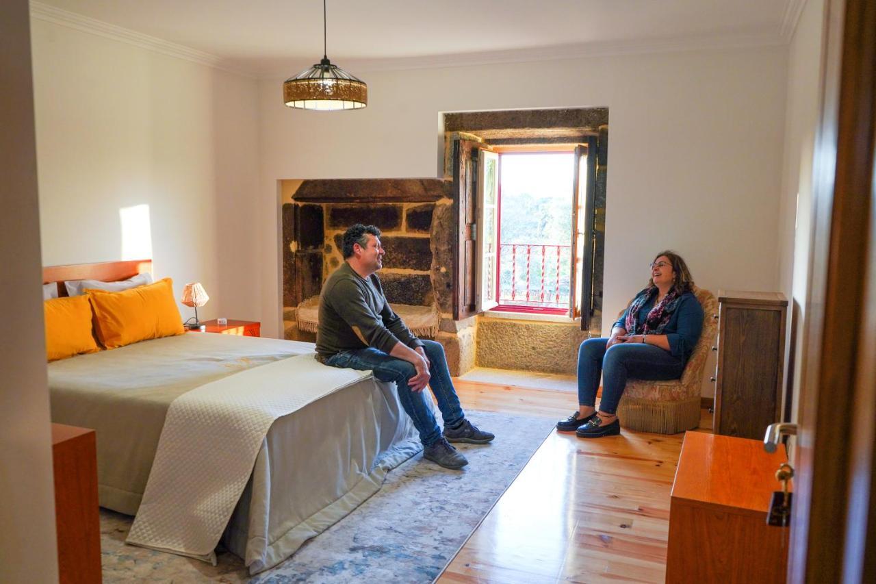 Casa Do Ribeiro Guest House Lago  ภายนอก รูปภาพ